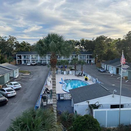 גולף בריז Gulf Coast Inn מראה חיצוני תמונה
