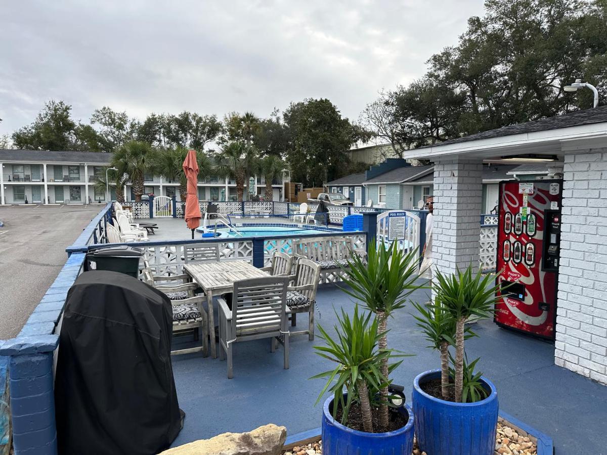 גולף בריז Gulf Coast Inn מראה חיצוני תמונה